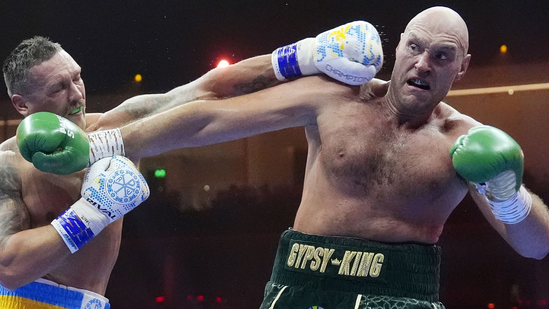 Arum: Fury deserved decision against Usyk, and can win rematch
