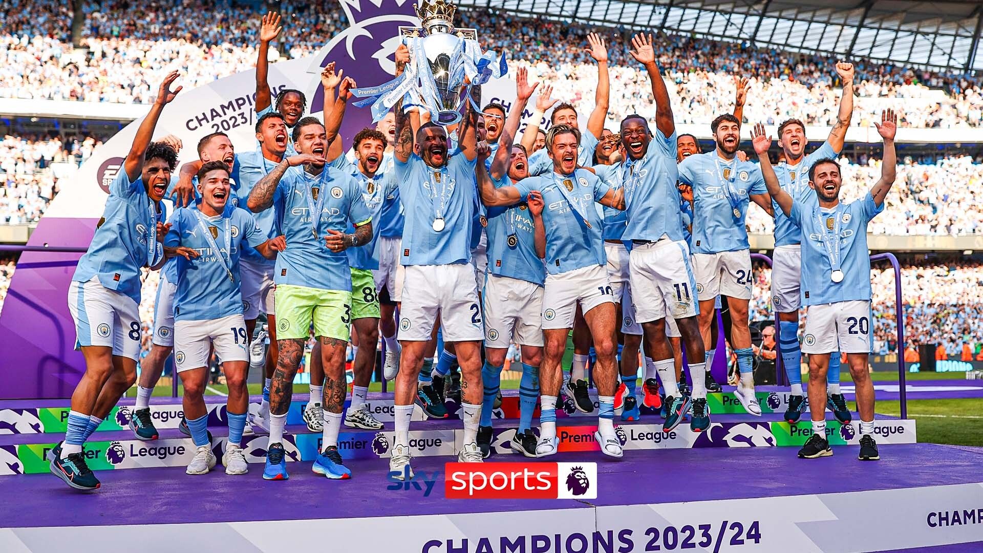 Manchester City lift the Premier League title