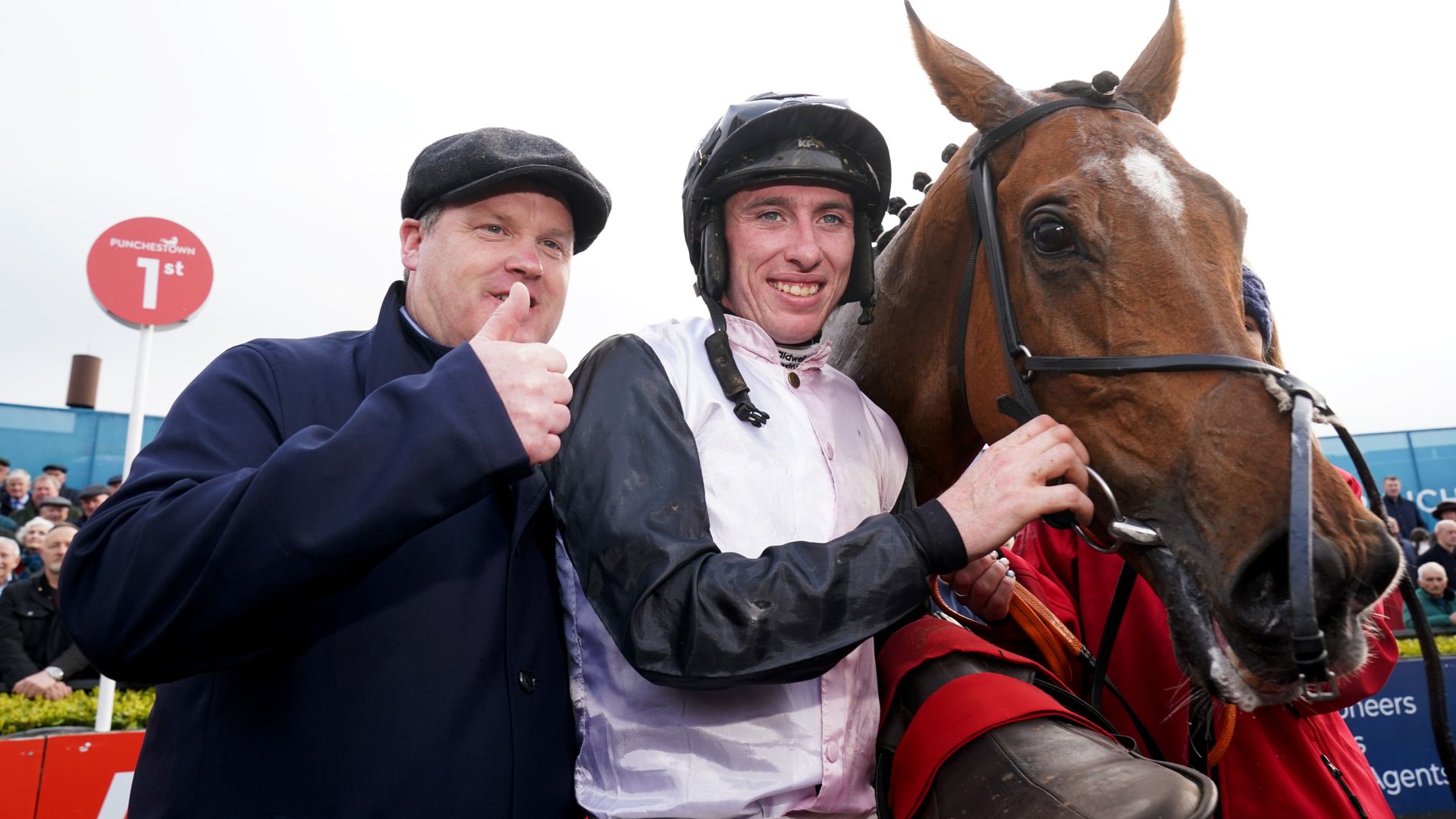 Teahupoo crowned Punchestown staying king with stylish success