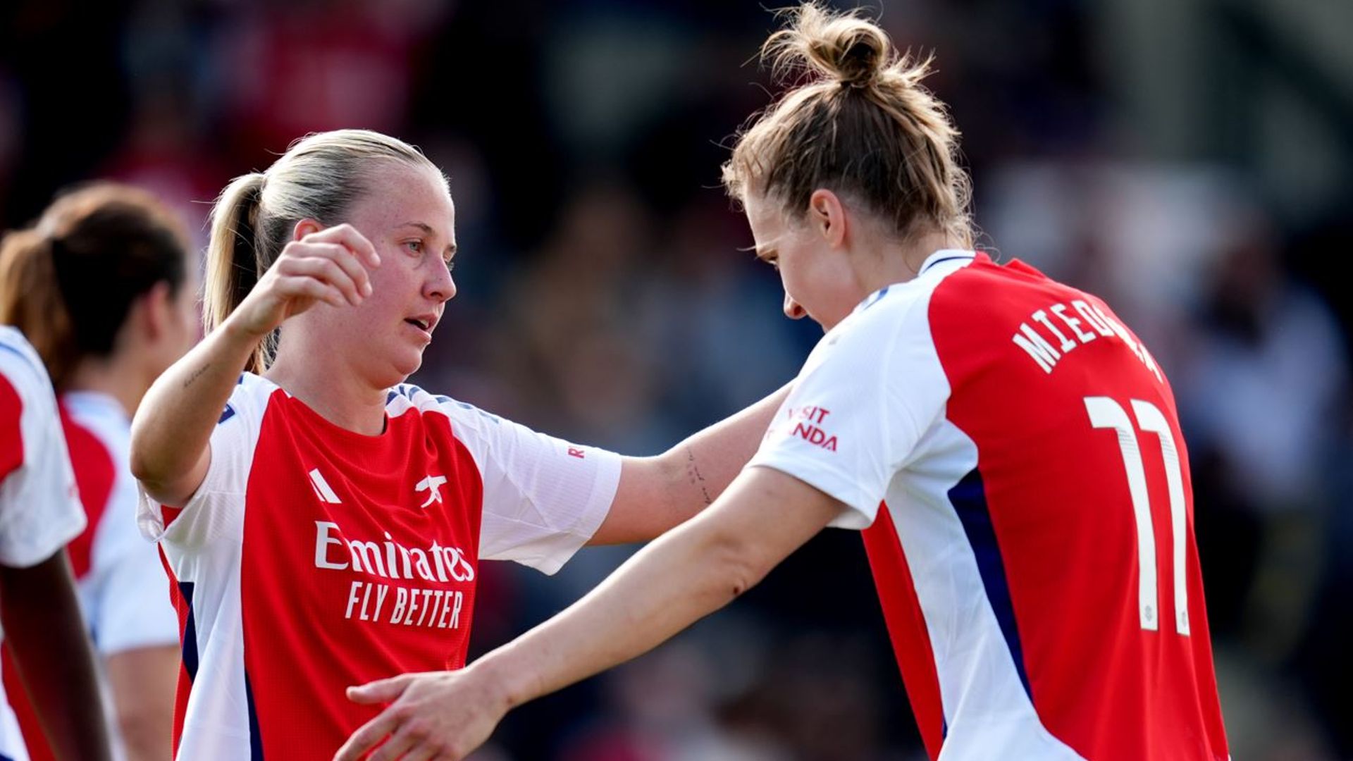 WSL round-up: Miedema scores in final Arsenal appearance