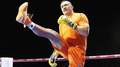 Oleksandr Usyk's team have complained about the ring canvas in Riyadh