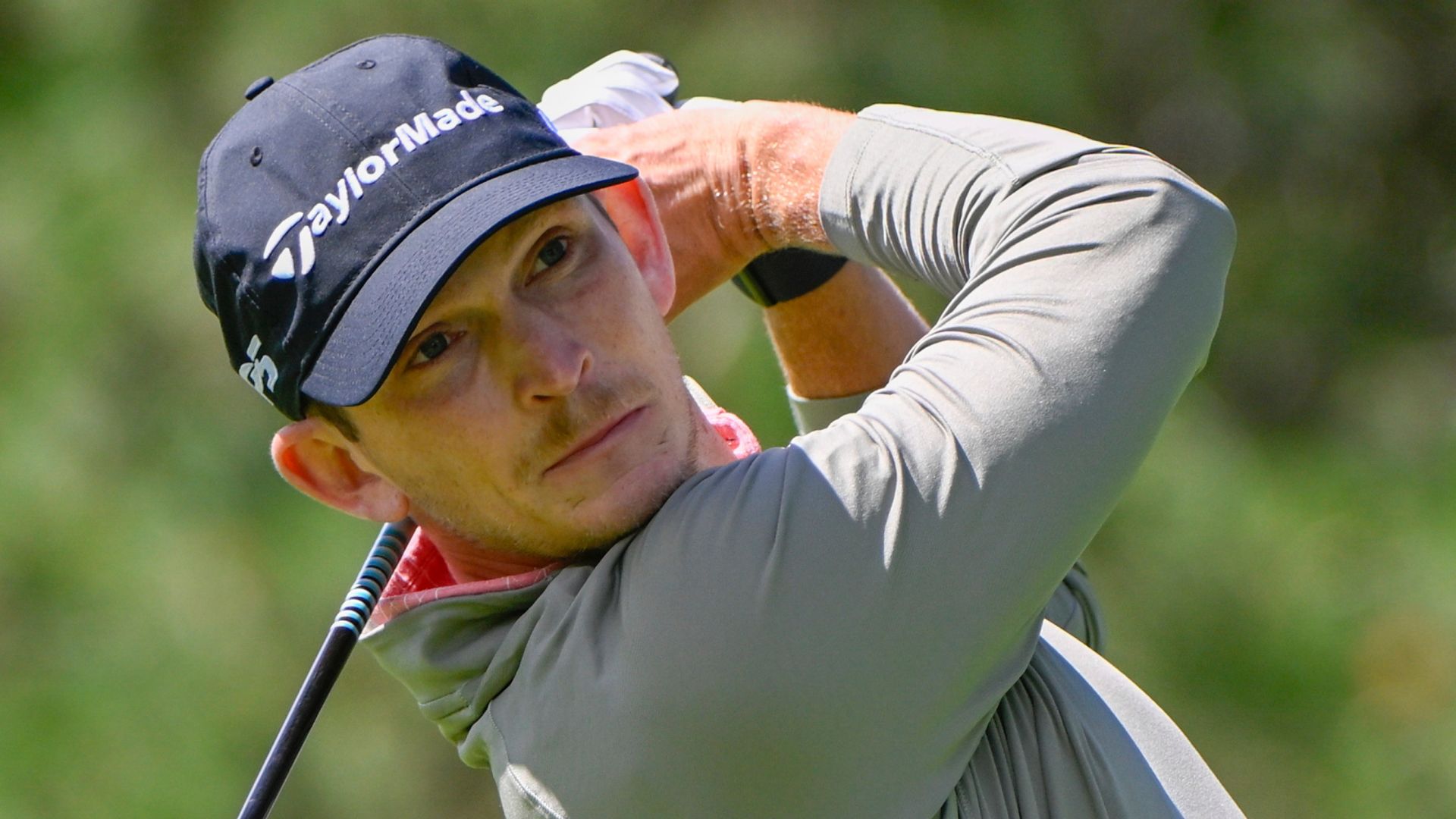 Bridgeman leads 3M Open as illness forces Horschel out