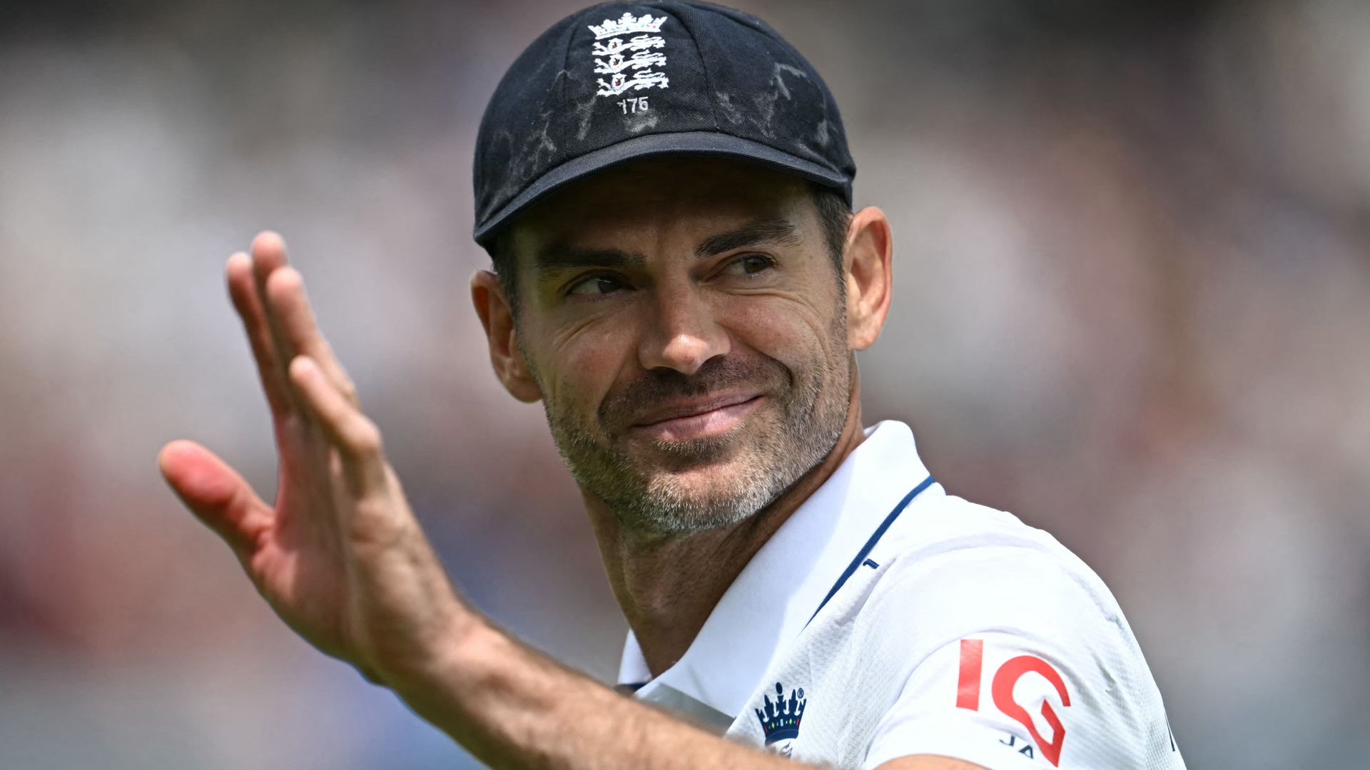 Anderson displays old tricks, so are England moving on too soon?