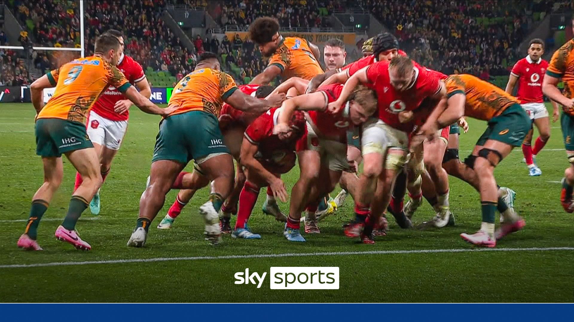 Stunning driving maul sees Wales score their first try