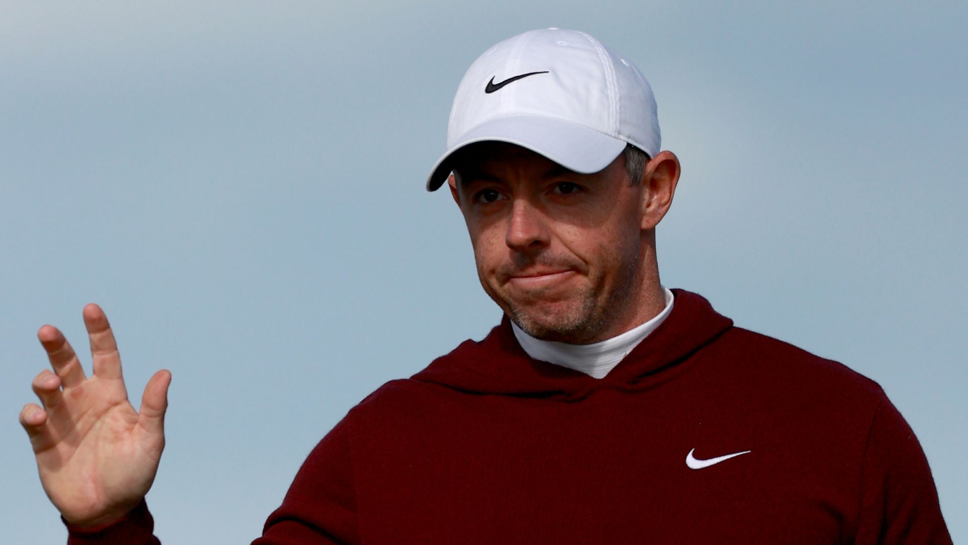 McIlroy two back after late birdie burst at Amgen Irish Open