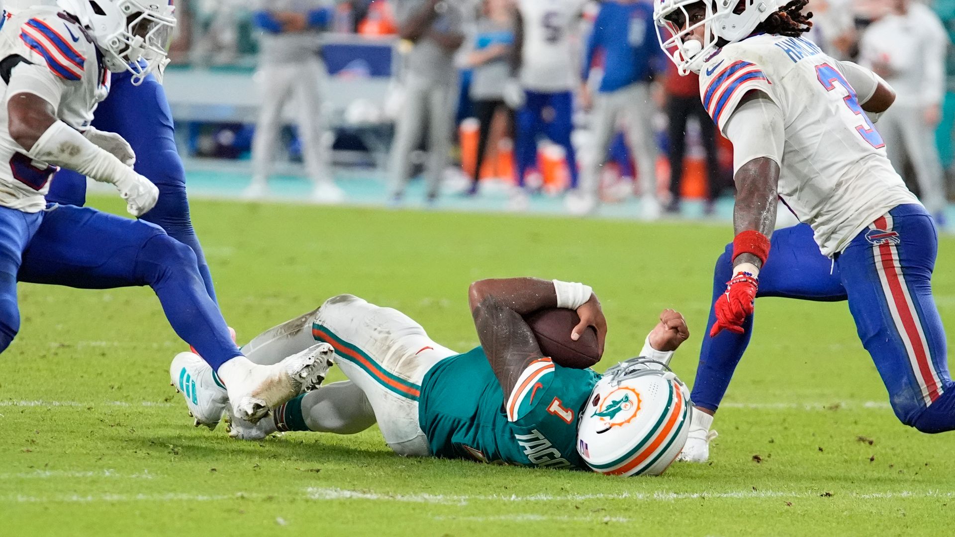 Tagovailoa forced out with concussion as Bills rout Miami
