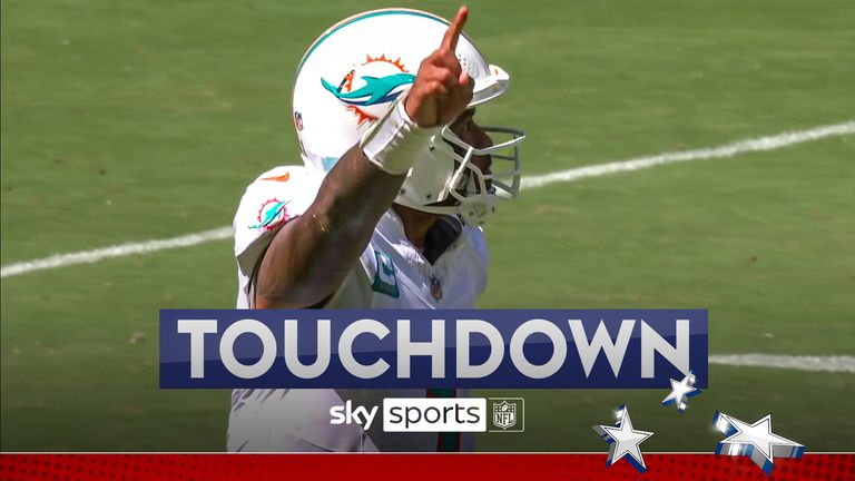 Watch Tyreek Hill breaks free and score an incredible 80-yard touchdown for the Dolphins