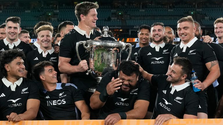 Scott Barrett accidently hit Pasilio Tosi on the head as New Zealand lifted the Bledisloe Cup