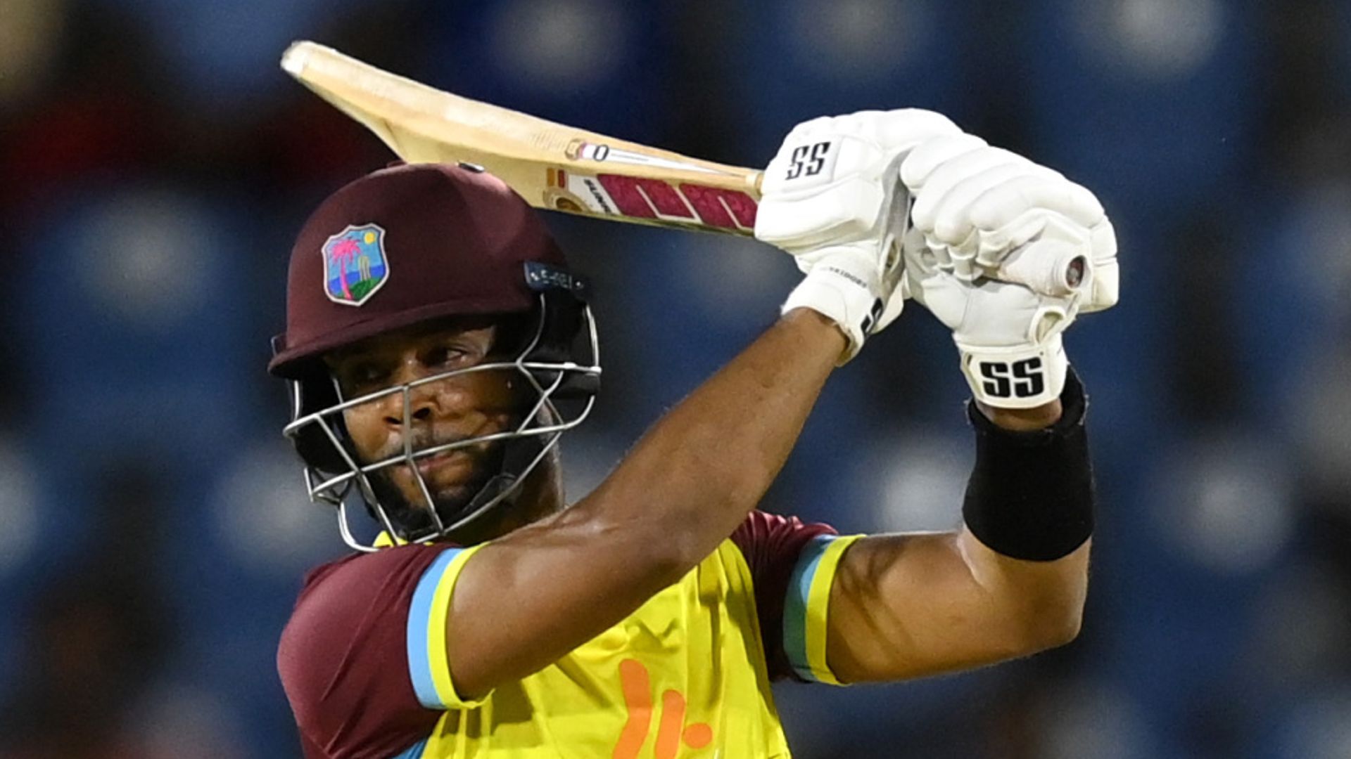 Big-hitting West Indies end England's hopes of T20 series sweep