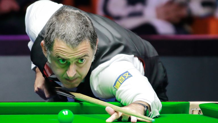 Ronnie O'Sullivan has made a winning start to the International Championship in China