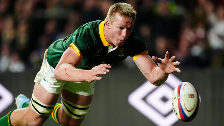 Pieter-Steph du Toit scored South Africa's second try against England in a frantic first half