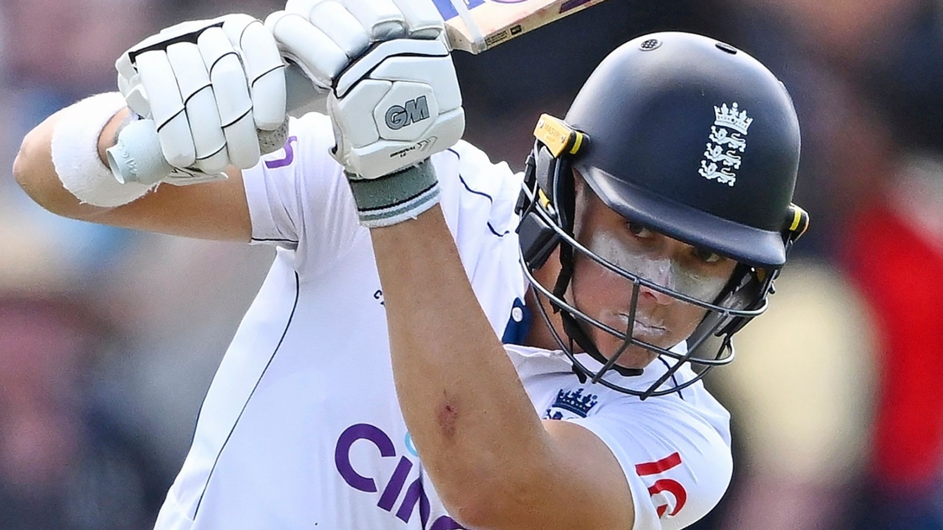 Atherton: England should have picked Bethell against Zimbabwe