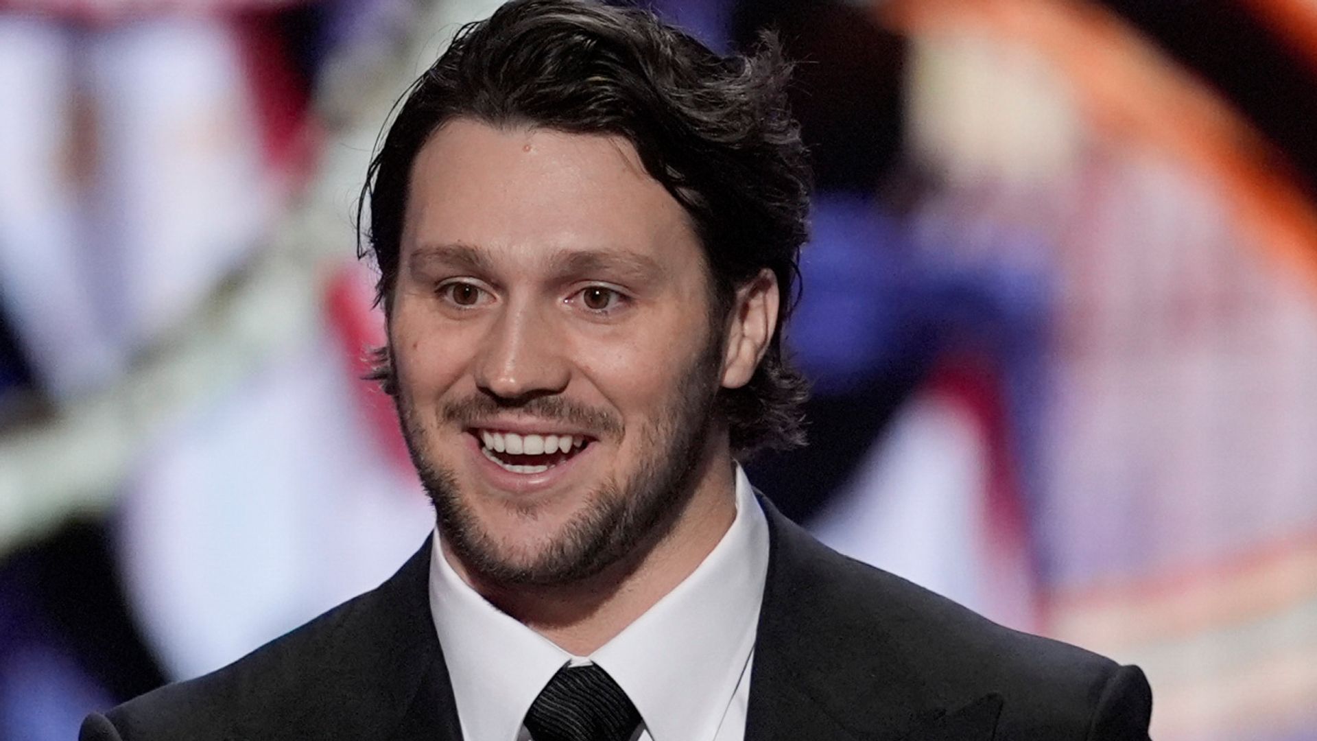 Allen edges Jackson to NFL's MVP award