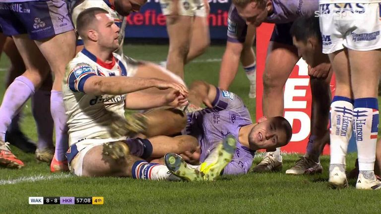 Lewis uses his strength to get himself over the try line to put Hull KR ahead again 