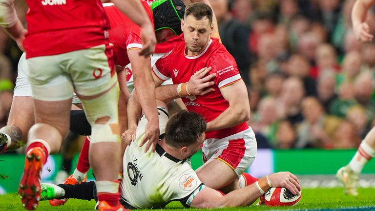 Jack Conan powered through for the opening try of the contest early for Ireland