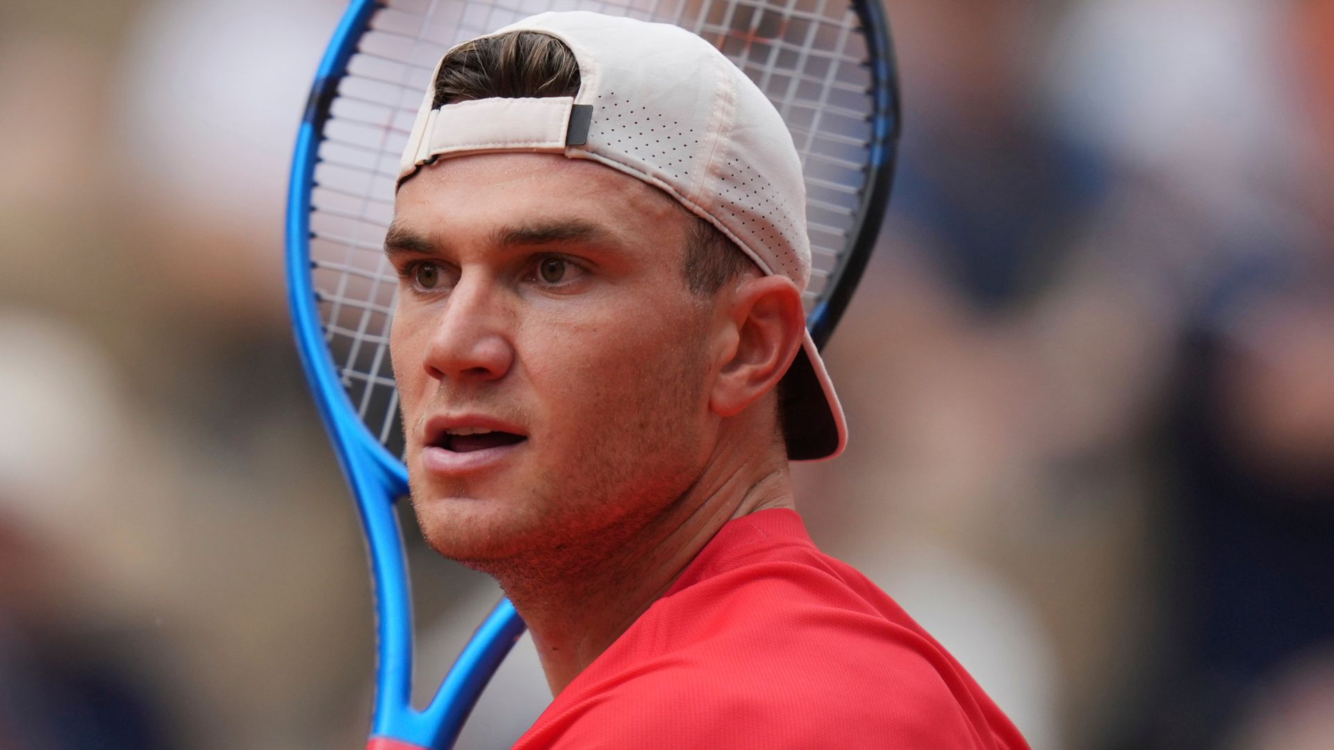 Draper dominates Fonseca to progress at Roland-Garros