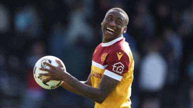 Motherwell's Tawanda Maswanhise celebrates at full time during a William Hill Premiership match between Dundee and Motherwell