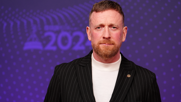 Sir Bradley Wiggins has revealed the help he received from Lance Armstrong to overcome his cocaine addiction