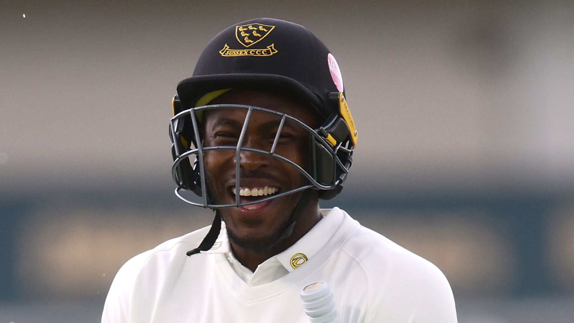 Archer hits 31 on Championship return after four-year absence