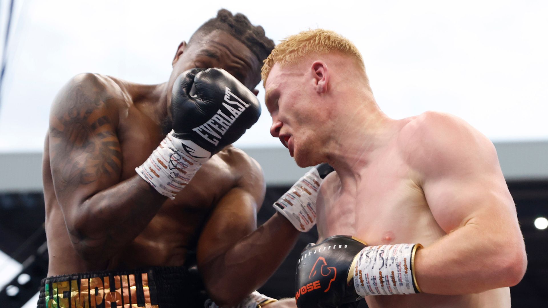 Hemphill derails Jeffers in Oakwell upset