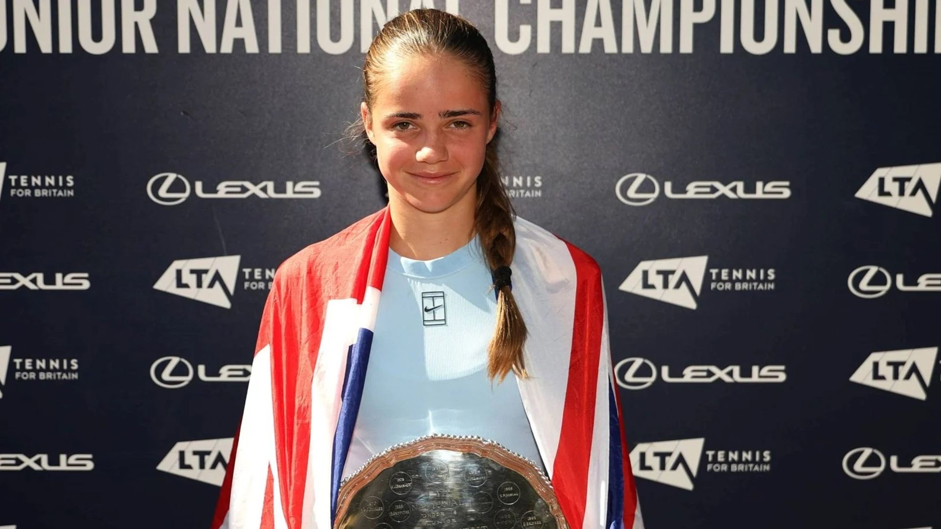 Fourteen-year-old Knight awarded wild card to play in qualifying at Eastbourne 