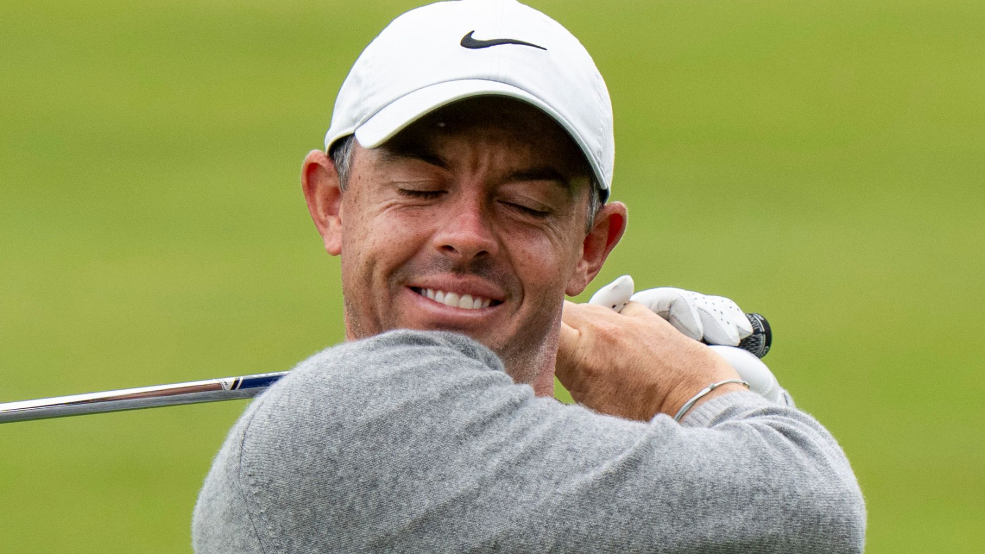 McIlroy 10 shots back from lead after opening round in Canada