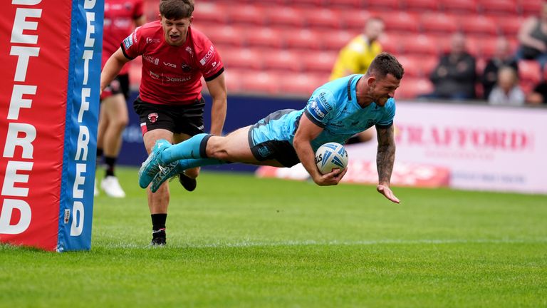 Cade Custors是Hull FC的首次尝试