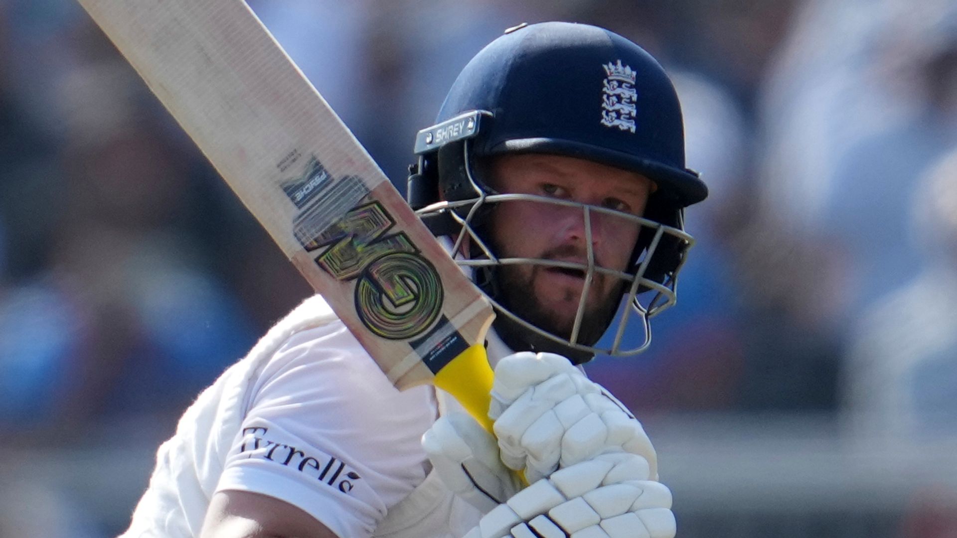 England on top as Duckett, Crawley fire following brave Pant fifty