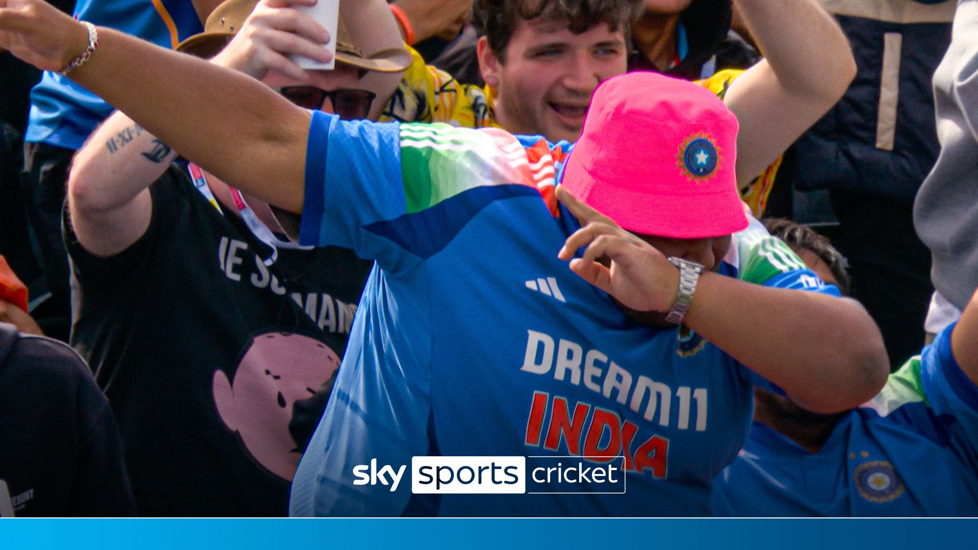 'Look at him do the jig!' | India fan delights crowd with dancing moves!