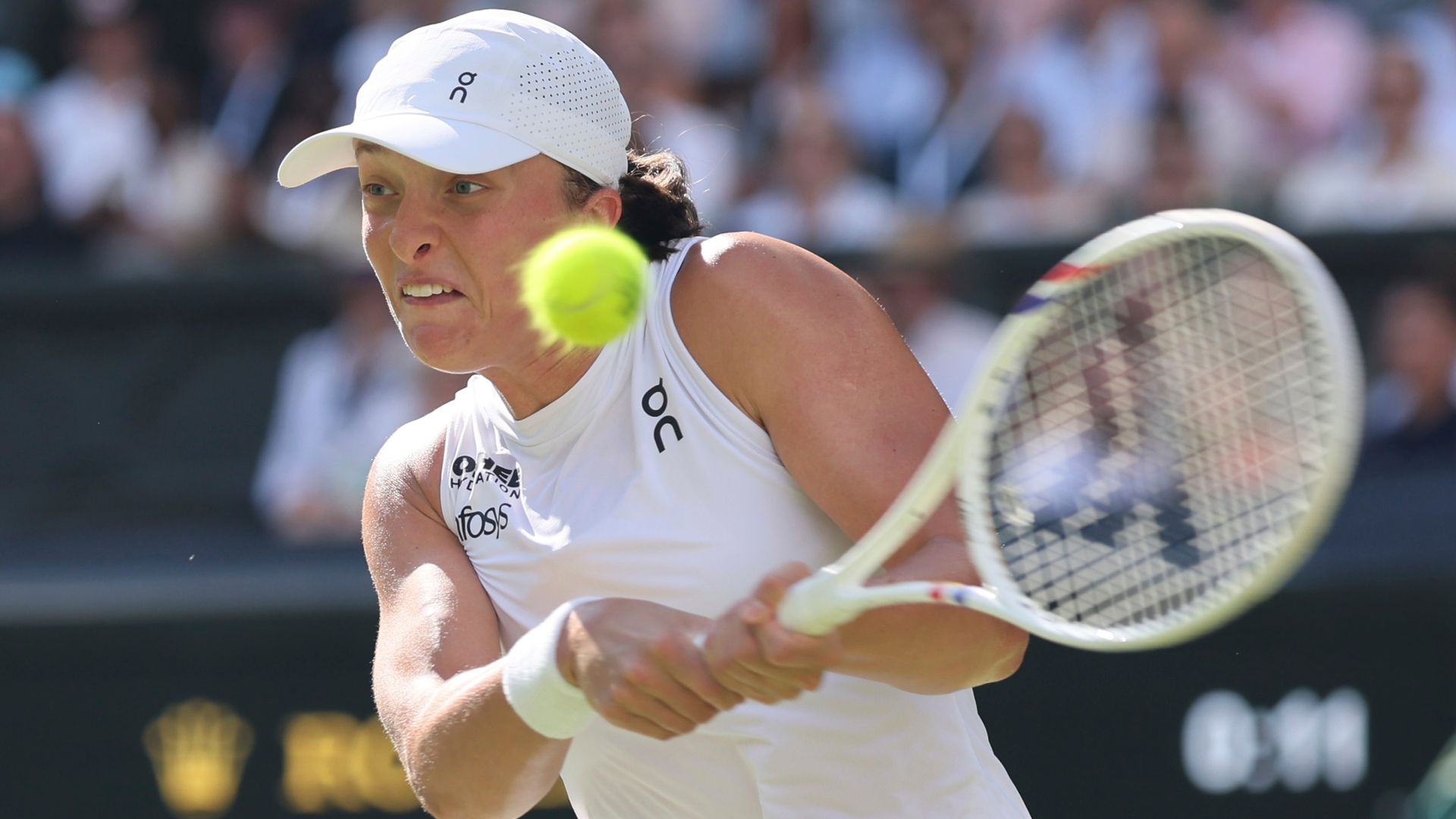 Wimbledon 2025 LIVE! Swiatek heading for double bagel against Anisimova in women's final
