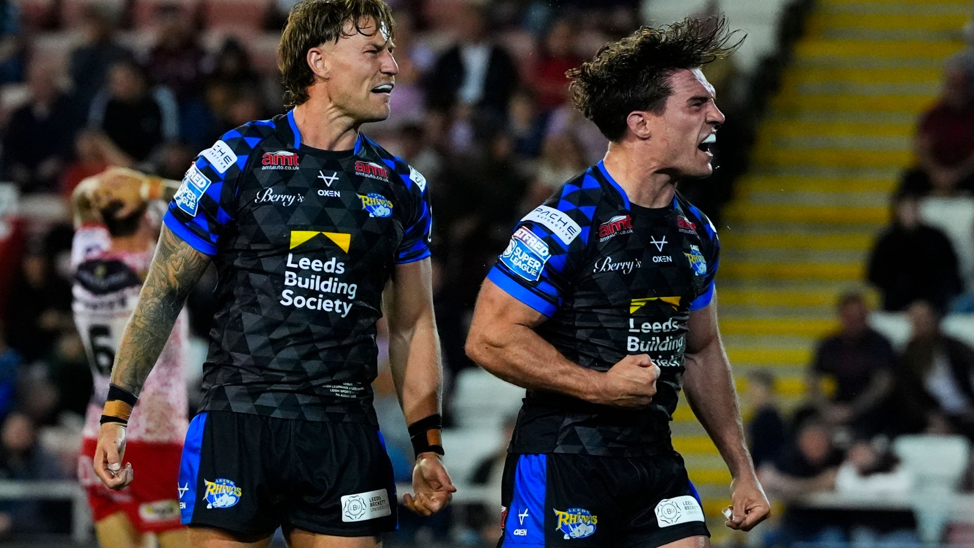 Leeds come back as Leigh miss chance to go second
