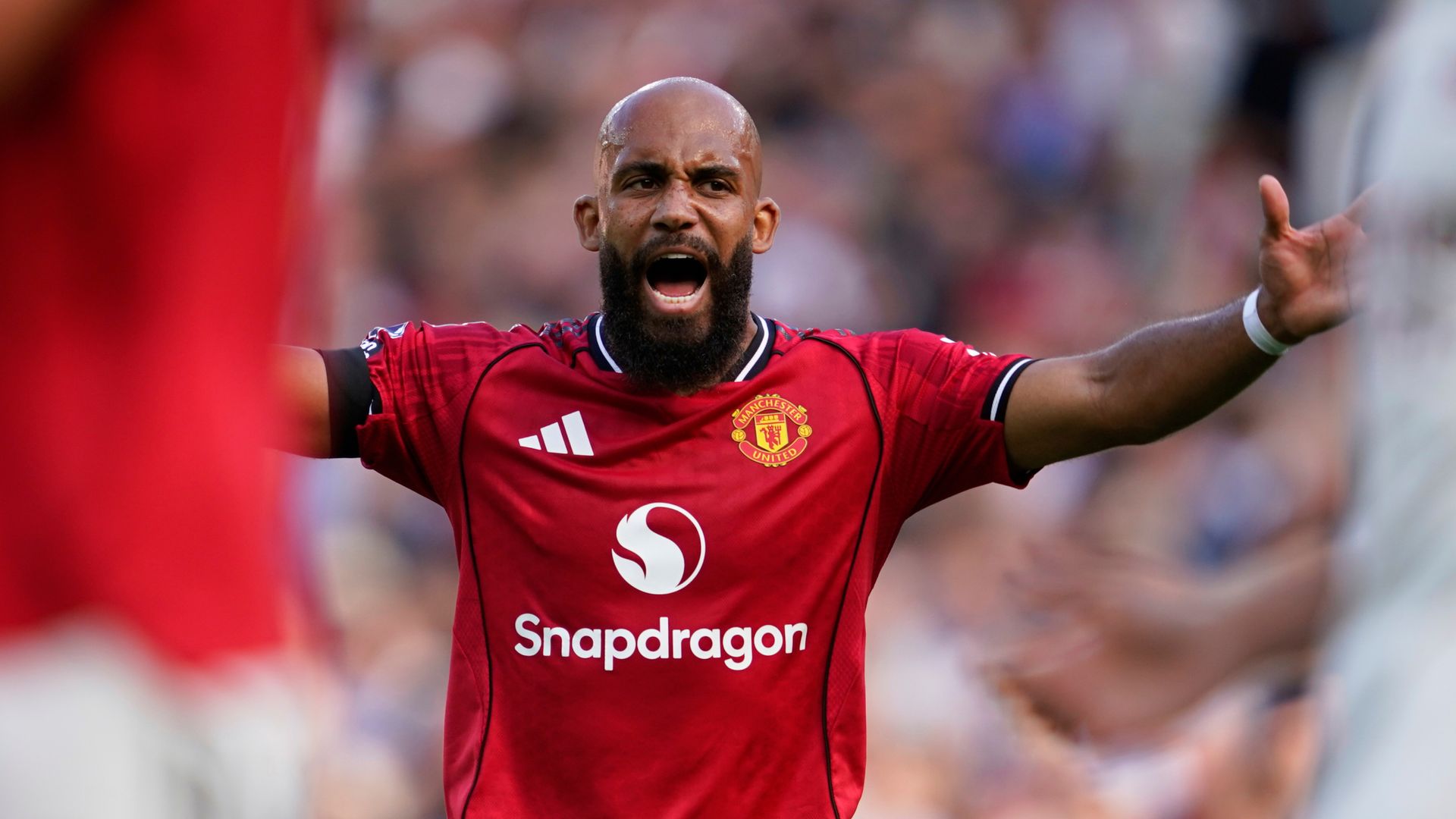 Hits and misses: Cunha and Mbeumo give Man Utd hope in defeat