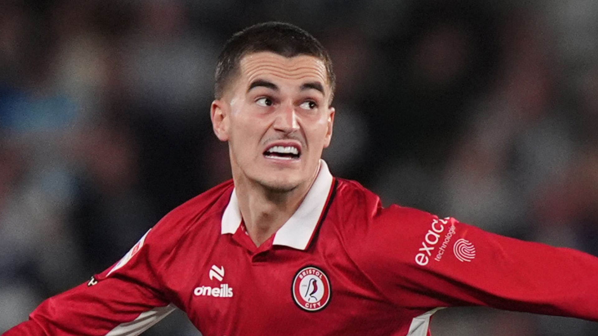 Bristol City ease to victory at struggling Sheff Wed