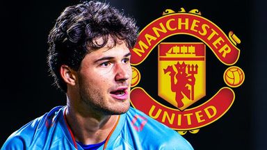 Image of Manchester United have agreed a deal to sign Royal Antwerp goalkeeper Senne Lammens