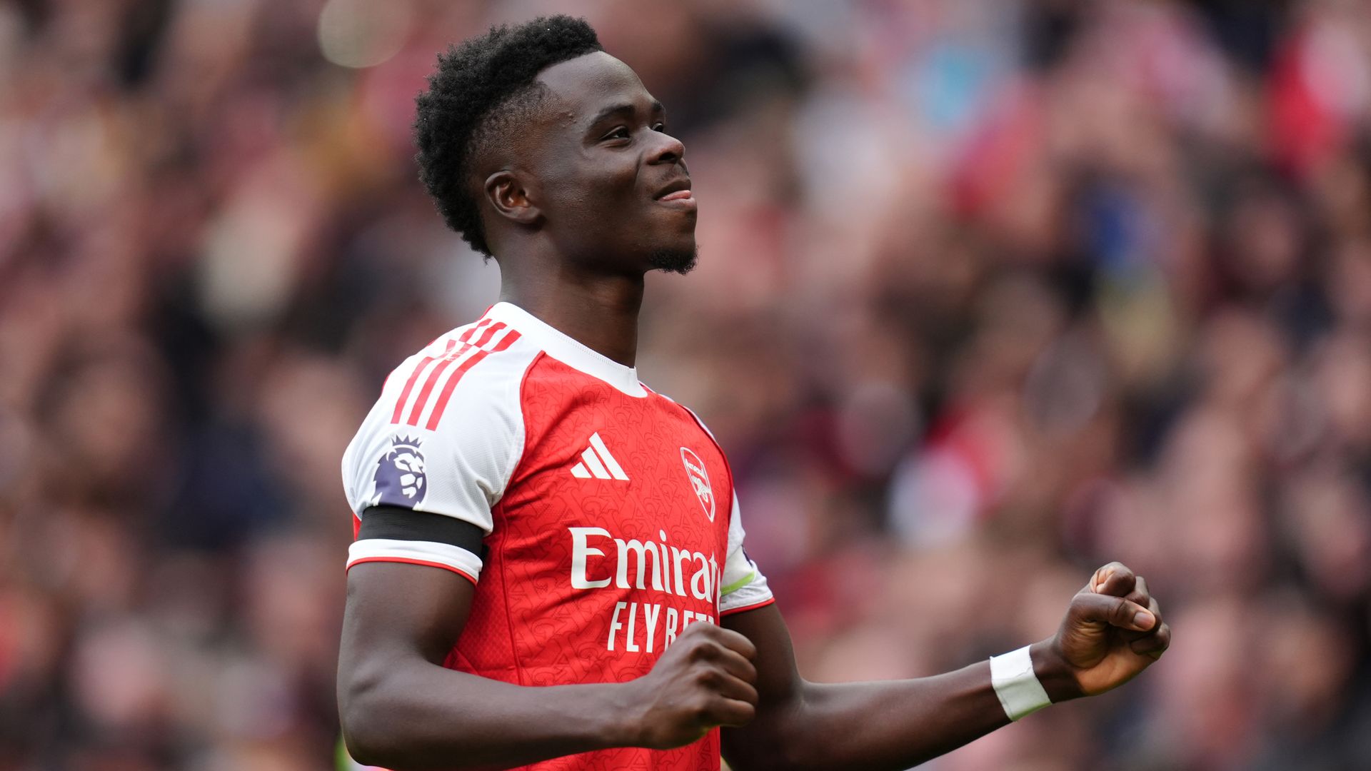 Rice and Saka send Arsenal top with win over West Ham