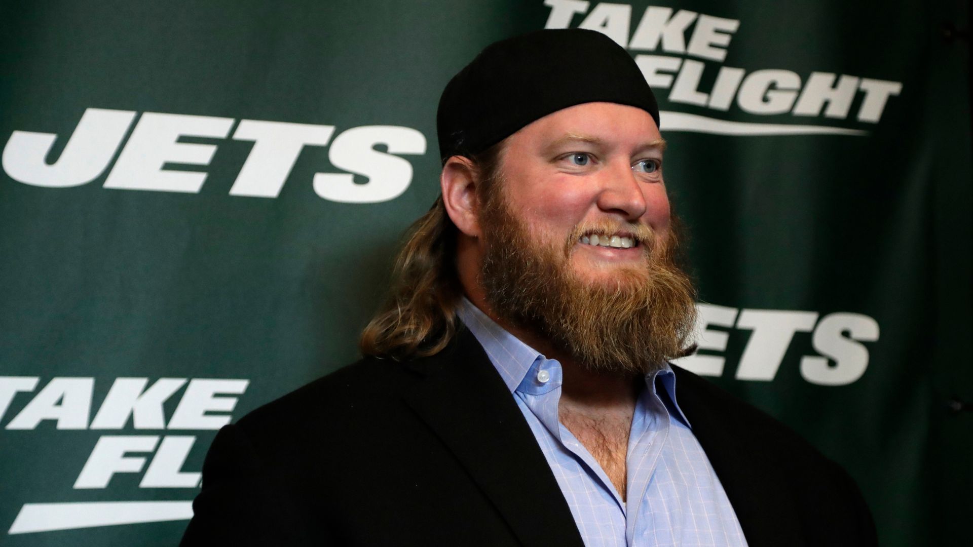 Former Jets great Mangold dies aged 41