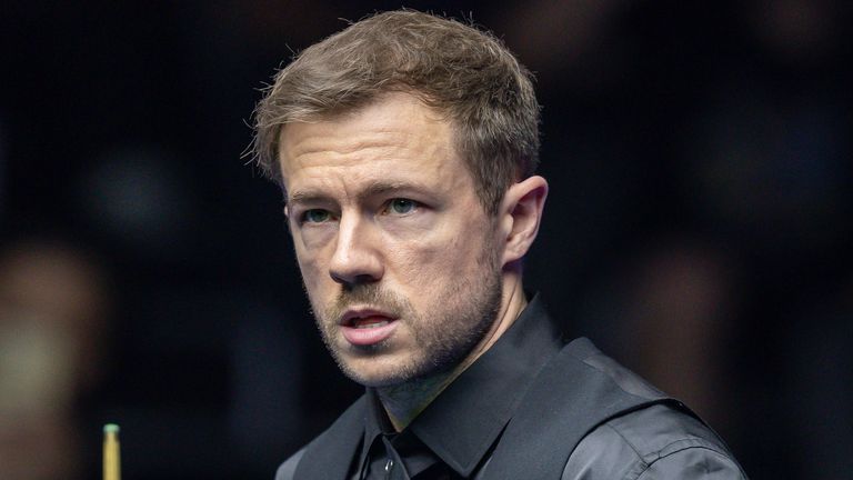 Jack Lisoswki venceu Judd Trump por 9-8 para ganhar seu primeiro título no ranking de sinuca no Aberto da Irlanda do Norte