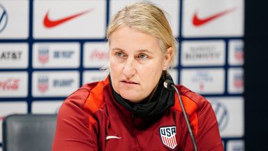 Emma Hayes believes that there aren't enough role models for women coaches in football