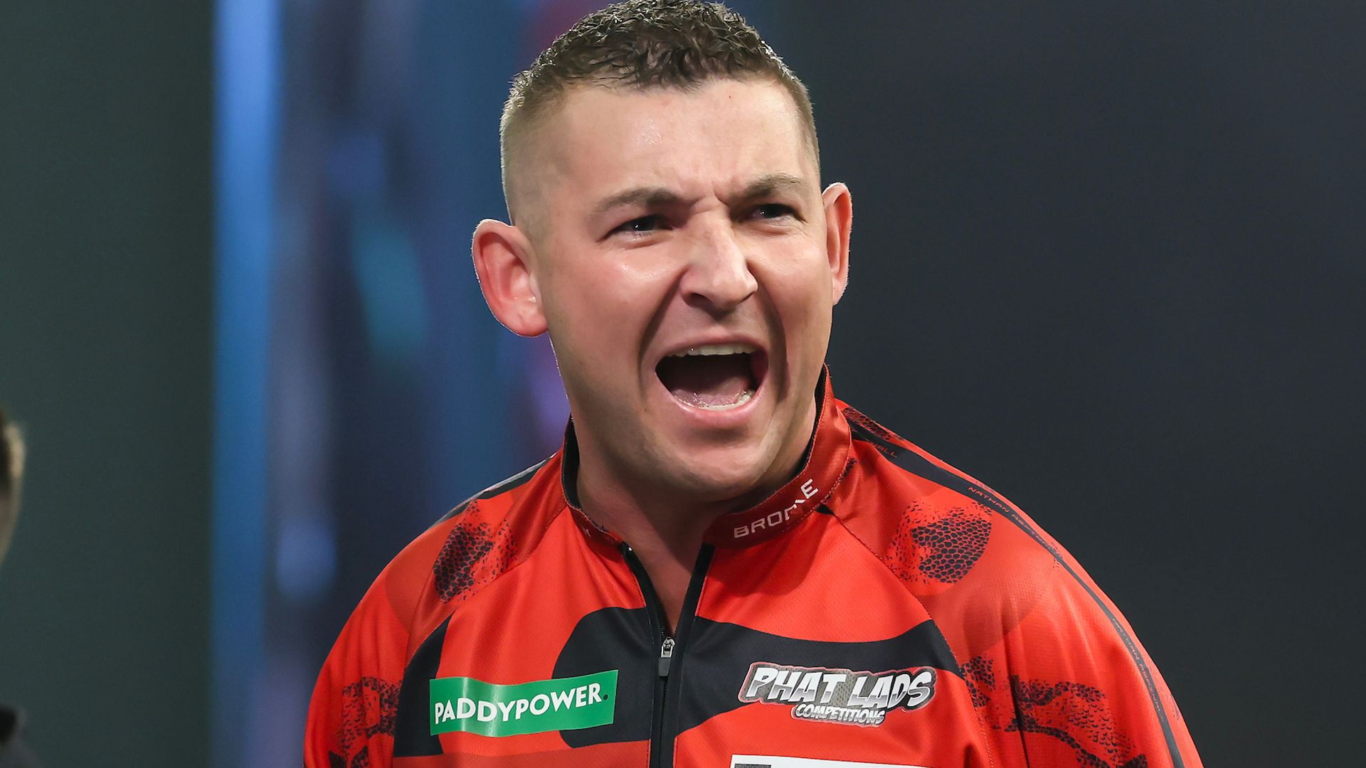 World Darts Championship: Aspinall leads Gates with Humphries to come LIVE!