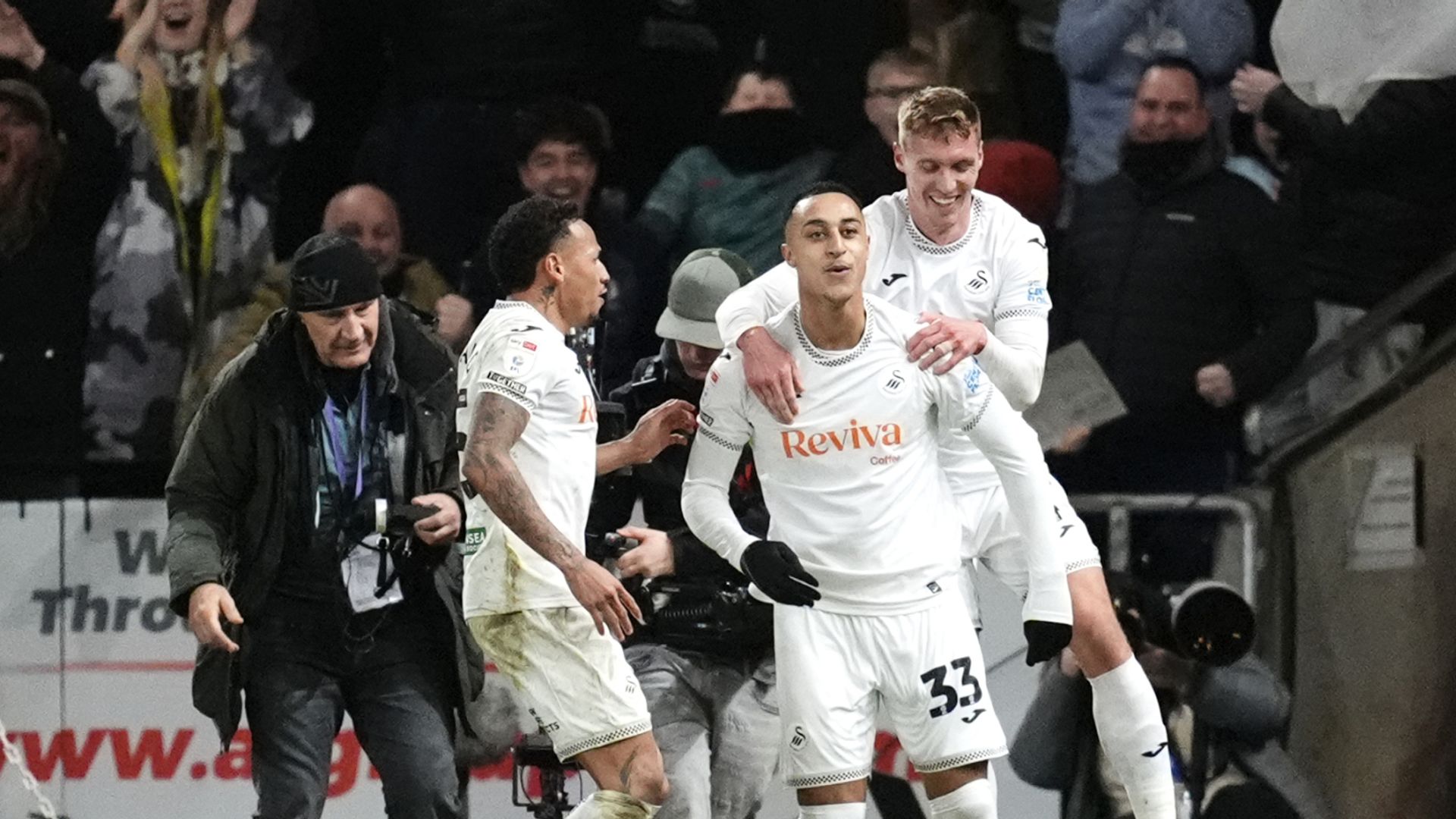 Late Wrexham howler hands Swansea victory in all-Welsh affair