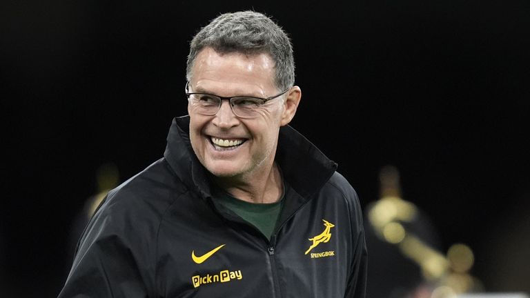 Rassie Erasmus is staying with South Africa