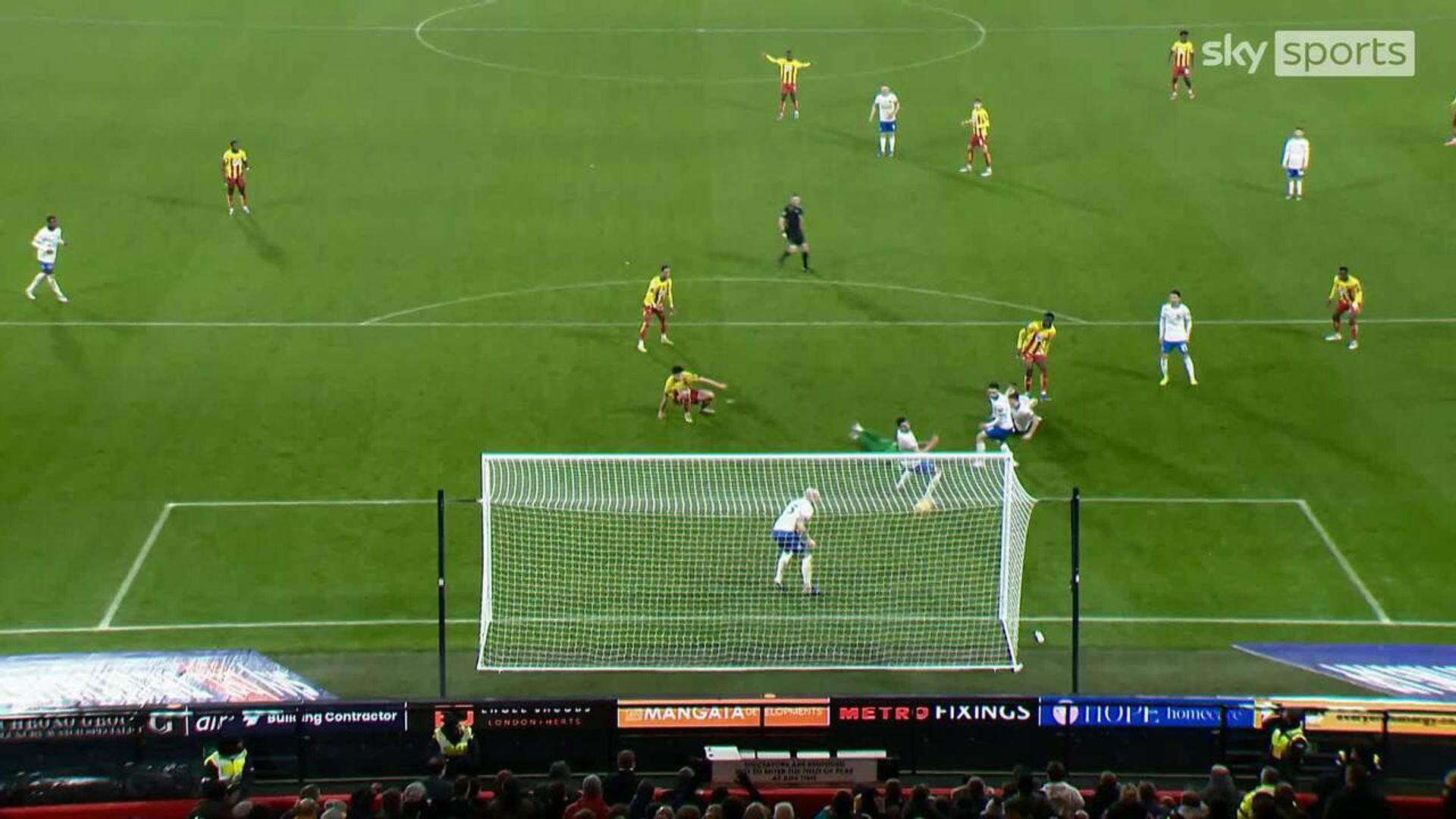 'He won't want to watch that back!' | Pompey GK makes 'horrible error' for Watford equaliser