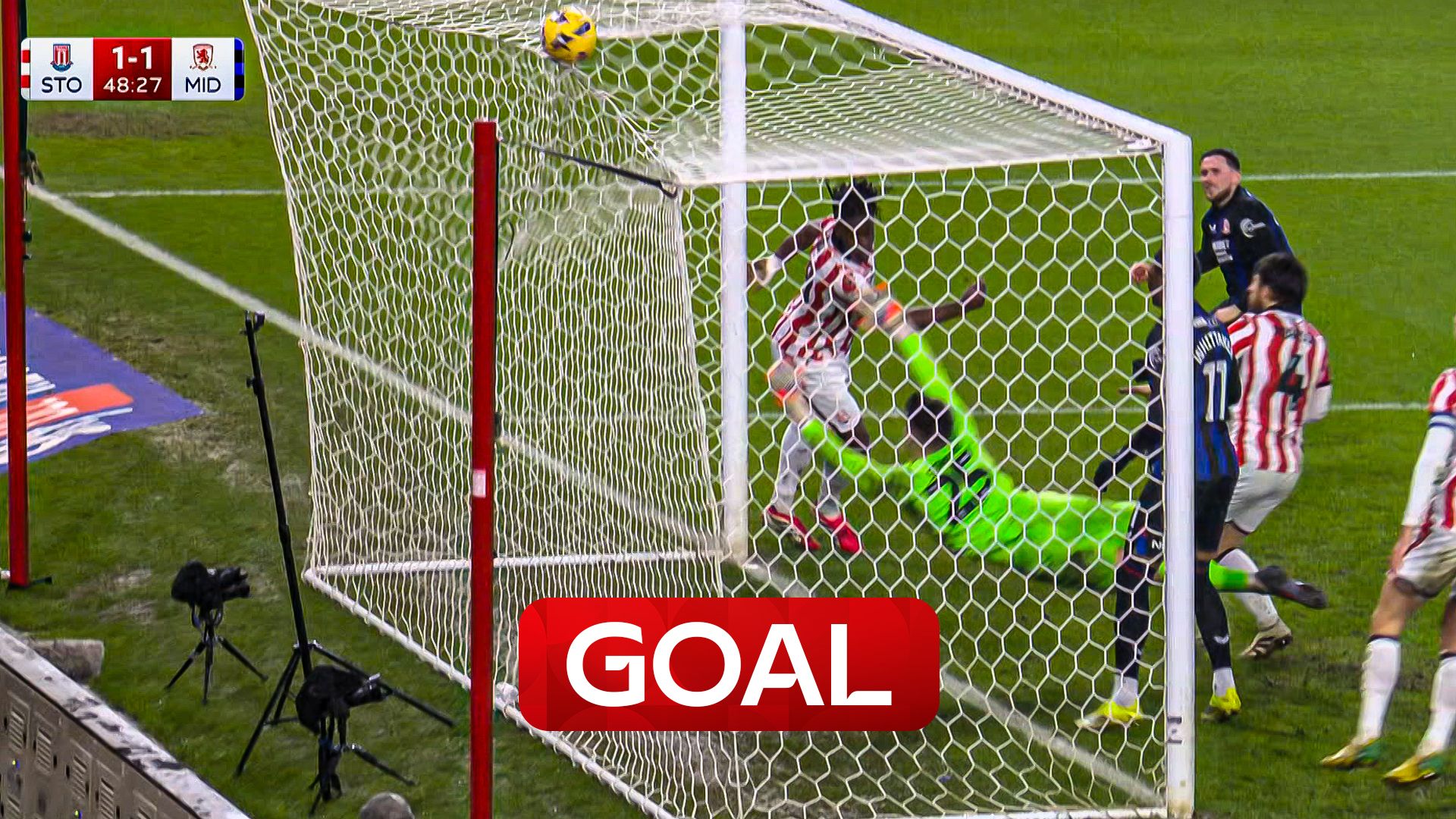 Browne strike flies into the roof of the net to equalise!