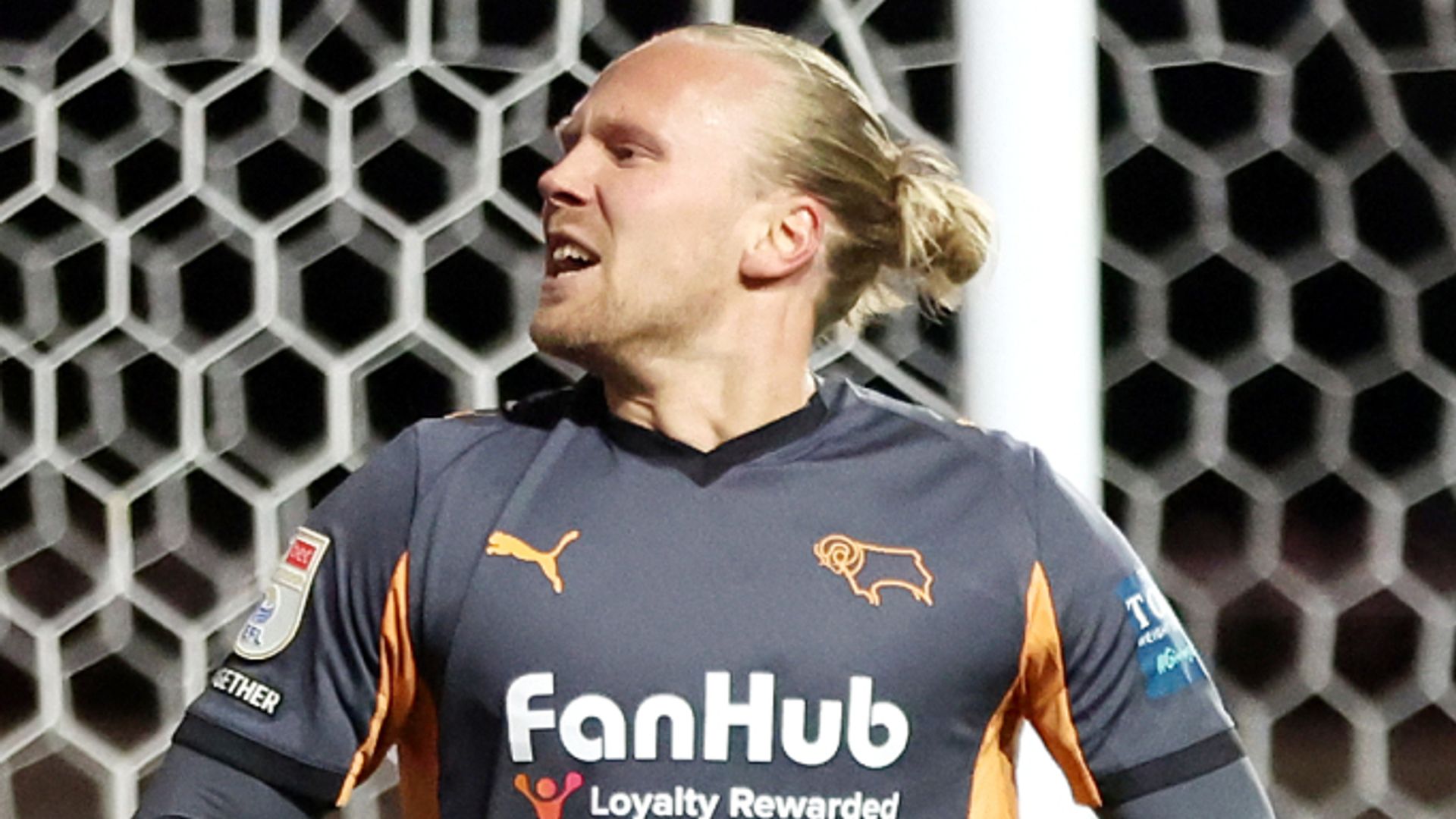 Derby move into play-offs after thrashing Bristol City