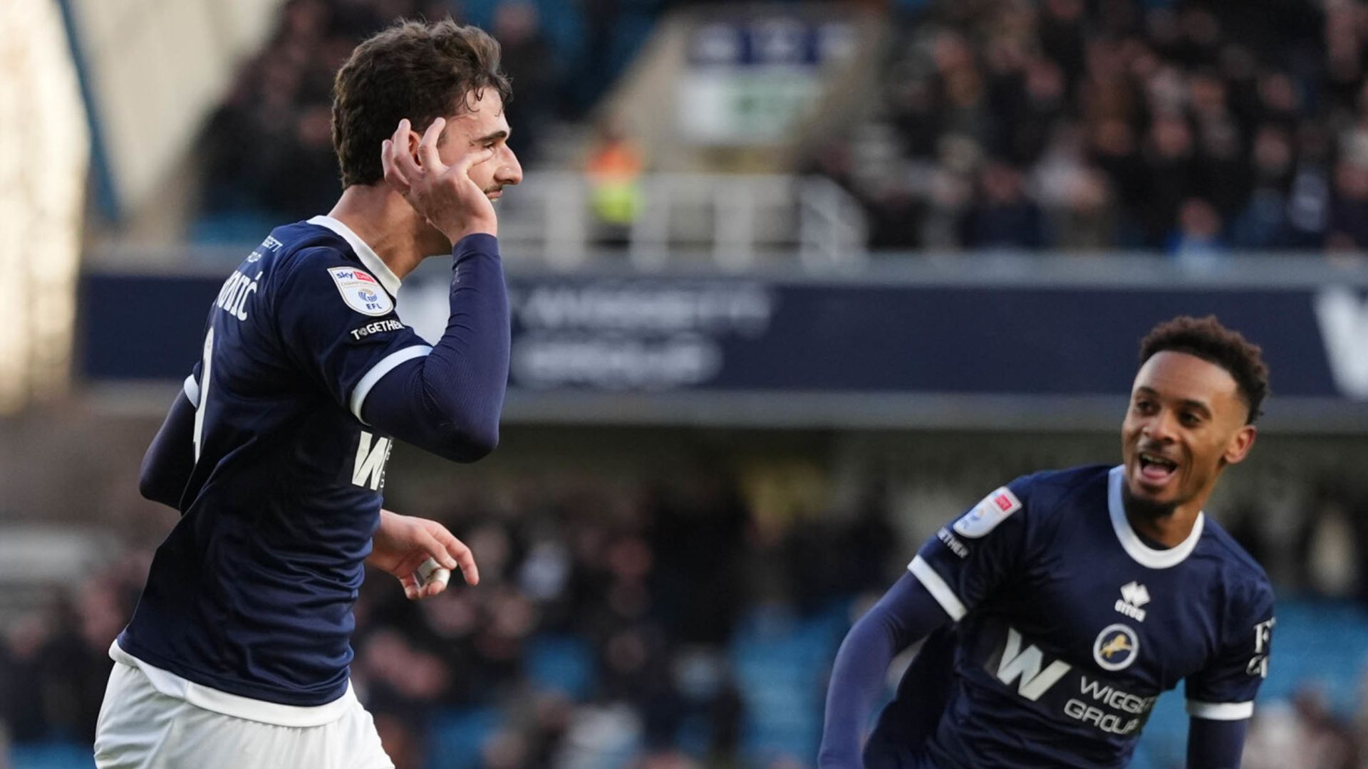 Millwall strike late to beat Swansea