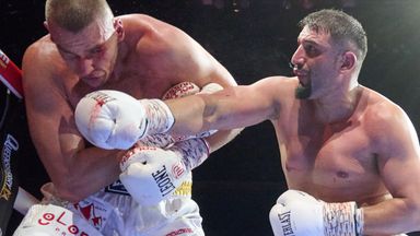 Agit Kabayel lands a punch on Damian Knyba 