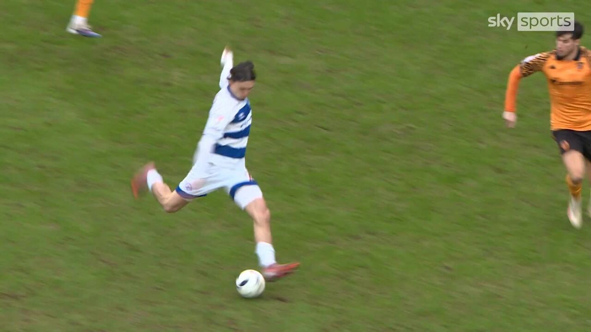 'Moment of magic!' | Bennie scores late STUNNER for QPR