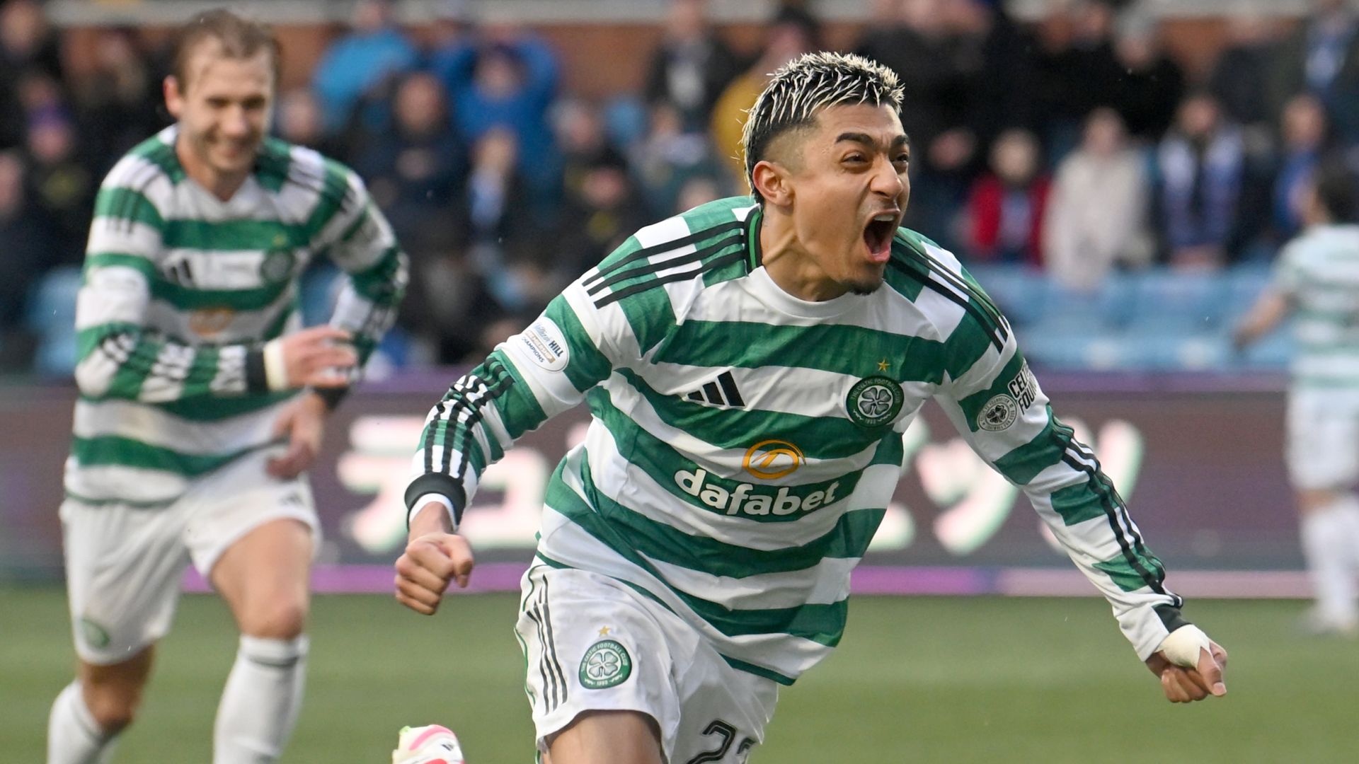 Celtic score dramatic 97th-minute winner at Kilmarnock to keep title hopes alive