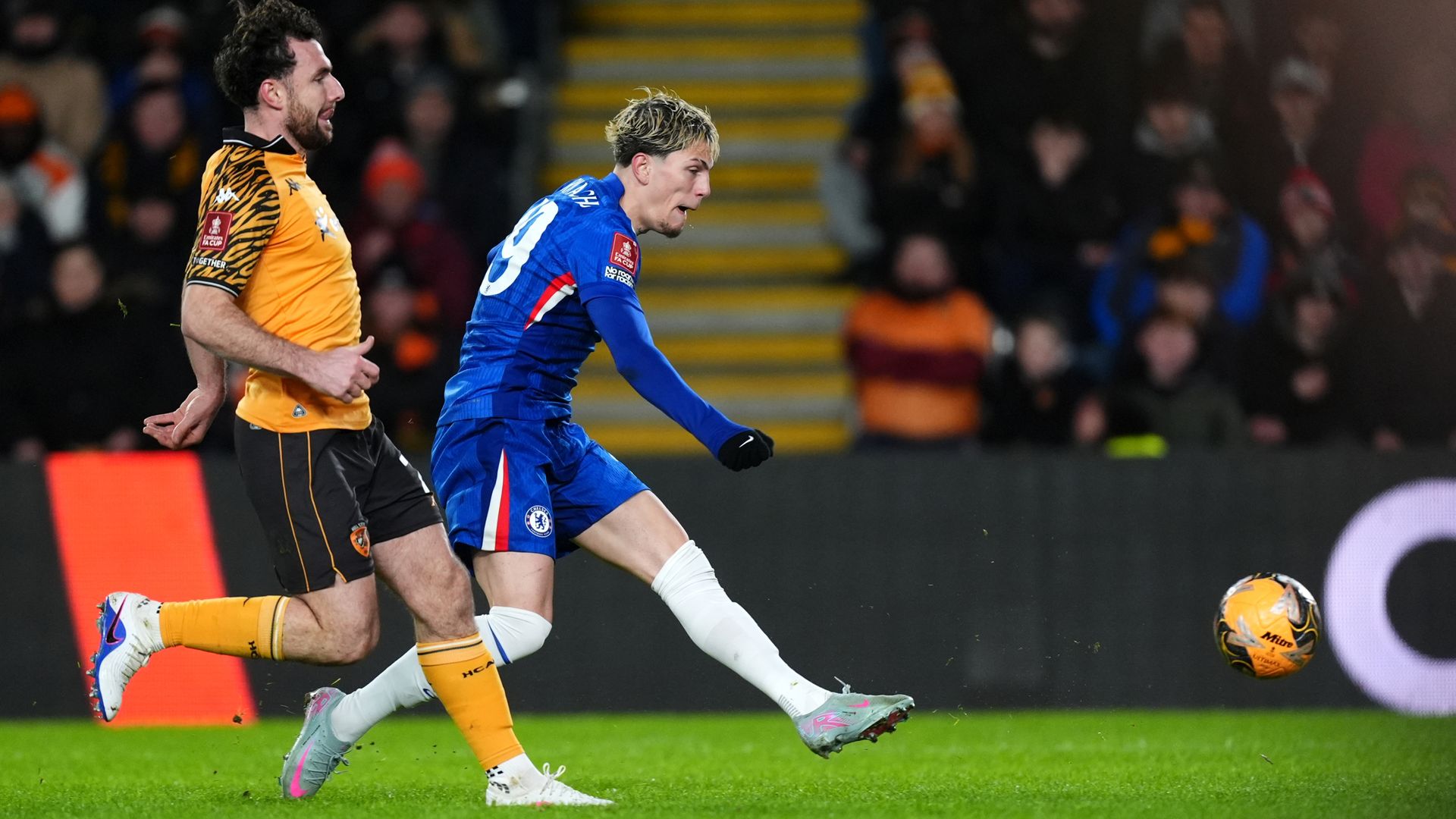 Dramatic Goal-Line Clearance Denies Chelsea Early Lead Against Hull City