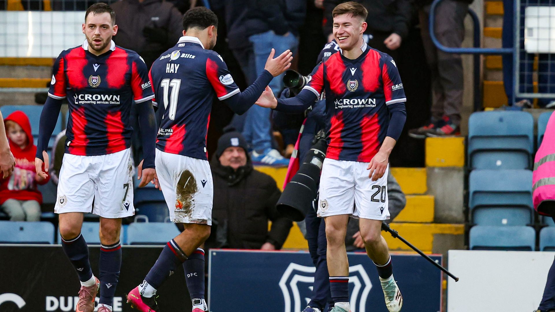 Dundee and Hibernian share spoils following dramatic six-goal thriller